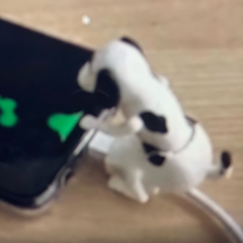 White USB Cable with Dog Design - Picture 4 of 5
